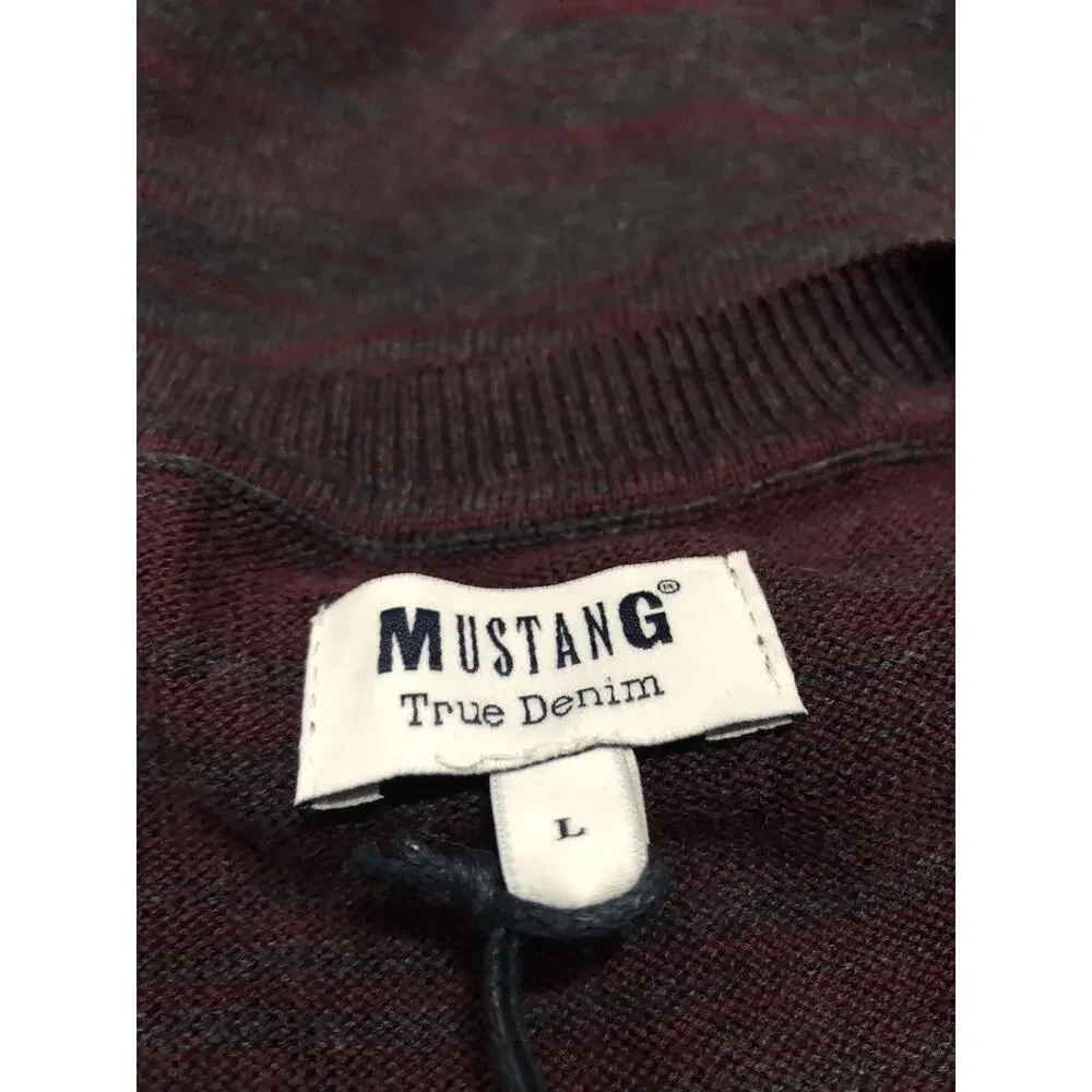 Mustang Sweater Mens Medium Pullover Shirt Knit Gray Red Lightweight N35